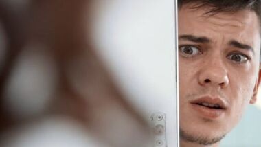 Затраханный девушкой бойфренд переспал с ее соседкой