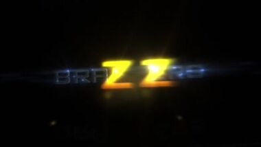Brazzers - Сисястой мамочке не скучно когда под рукой любимый вибратор