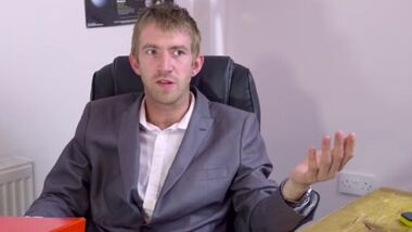 Рыжая училка соблазняет коллегу во время урока