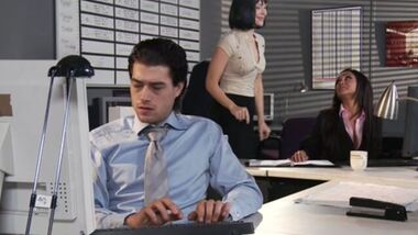 Xander Corvus отжарил несносную коллегу на столе в офисе