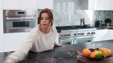 Плохой секрет хорошей милфы