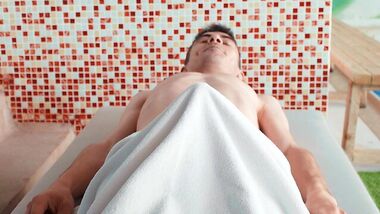 Браззерс - Тайный секс у бассейна