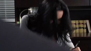 Не говорите моему боссу