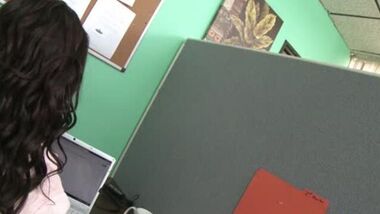 Трахается с боссом