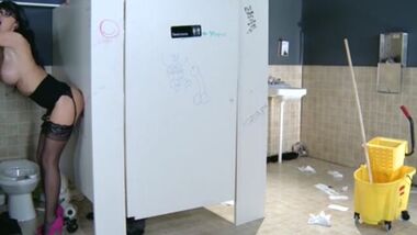 Браззерс - Охота на петухов в "Дырке славы