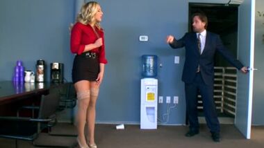 Как трахаться в офисе