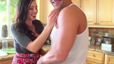 Мамасита с большими тетасами!