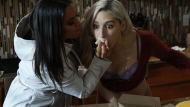 Сидение лицом на коварном ситтере