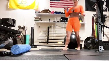 Феникс работает над собой