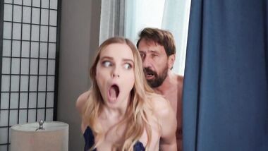 Комната с петухом