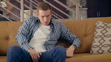 Соседка моей девушки по квартире