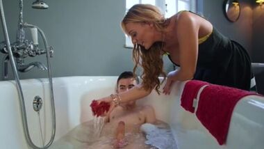 Rub-And-Tug-Tub