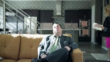 Покажи моему папе, кто в доме хозяин!